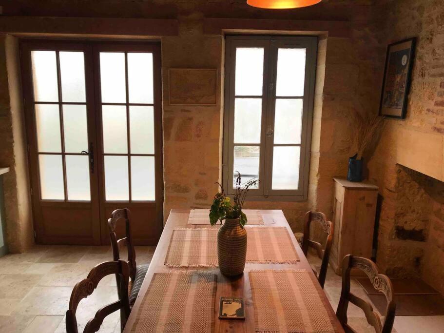 La Maison Du Puit Castels ภายนอก รูปภาพ
